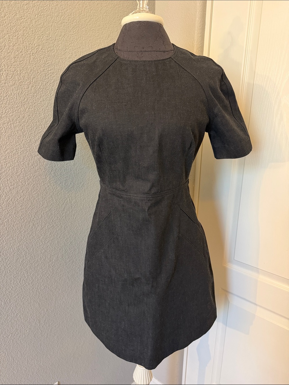 MAISON KITSUNE Black Short-Sleeve 100% cotton Mini Shift Dress Size IT 36